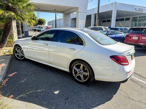 Used 2017 Mercedes-Benz E 300 w/ Premium 1 Package image 4