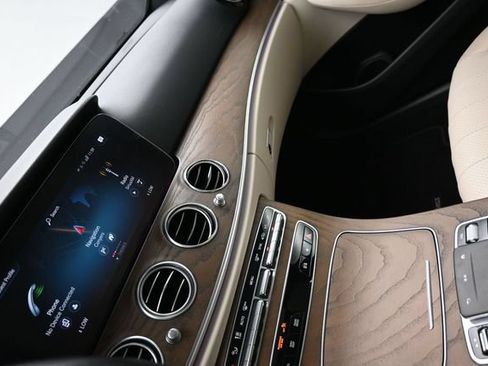Used 2022 Mercedes-Benz E 350 Sedan w/ AMG Line Exterior image 21