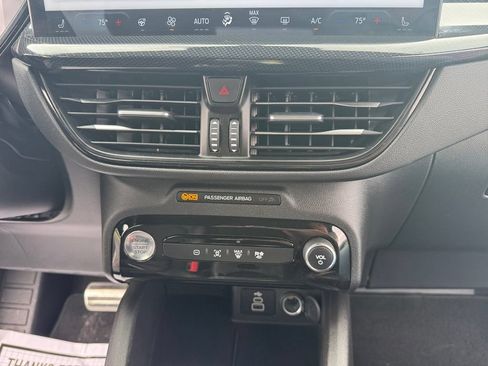 Certified 2024 Ford Escape ST-Line w/ Equipment Group 301A FWD image 26