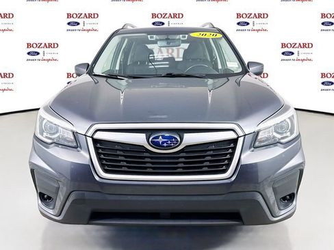 Used 2020 Subaru Forester Premium image 2