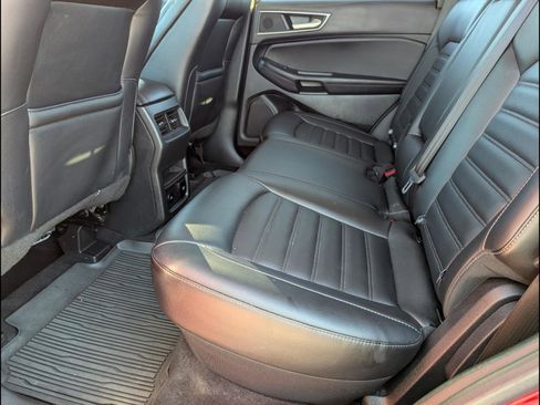Used 2022 Ford Edge SEL w/ Convenience Package image 12