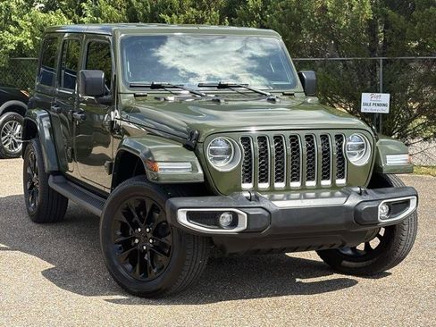 Used 2021 Jeep Wrangler Unlimited Sahara AWD/4WD image 51