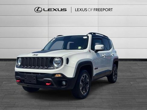 Used 2017 Jeep Renegade Trailhawk AWD/4WD image 3