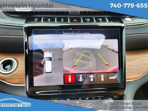 Used 2024 Jeep Grand Cherokee L Summit w/ Advanced Protech Group IV AWD/4WD image 19
