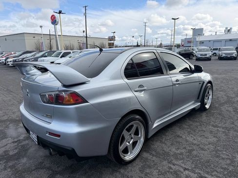 Used 2008 Mitsubishi Lancer Evolution GSR image 6