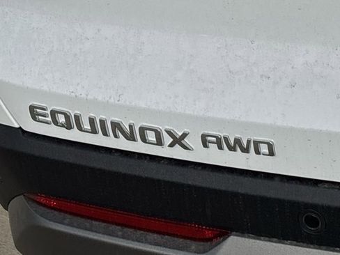 New 2026 Chevrolet Equinox LT w/ Convenience Package II AWD/4WD image 27