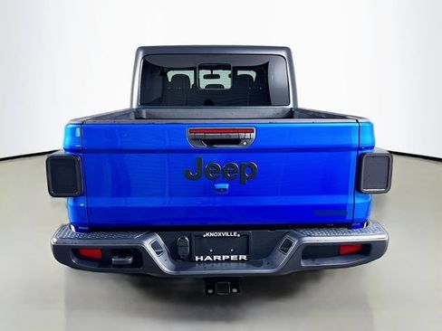 Used 2021 Jeep Gladiator Sport AWD/4WD image 8