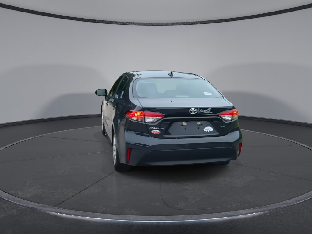 Used 2025 Toyota Corolla LE FWD image 7