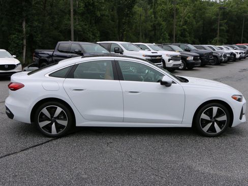 Used 2025 Audi A5 2.0T Premium Plus w/ Premium Plus AWD/4WD image 7