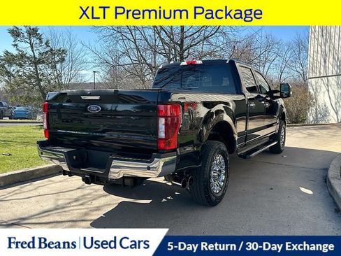Used 2021 Ford F250 XLT w/ XLT Premium Package image 9