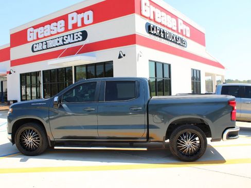 Used 2020 Chevrolet Silverado 1500 LT image 6