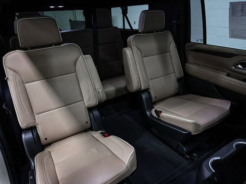 Used 2023 Chevrolet Suburban Premier w/ Premium Package 2 image 23