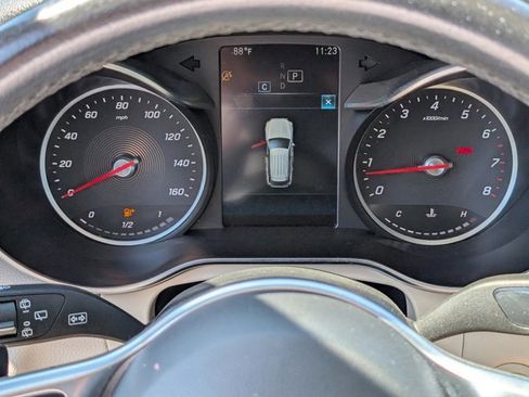 Used 2021 Mercedes-Benz GLC 300 image 18