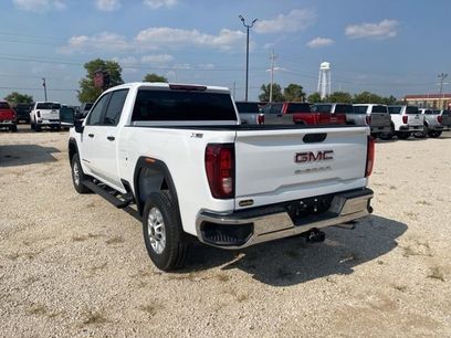 New 2026 GMC Sierra 2500 Pro w/ Convenience Package
