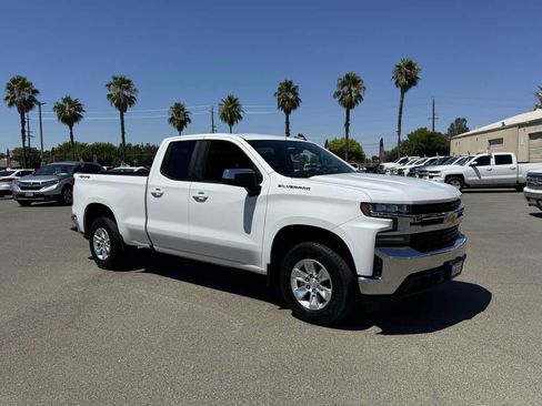 Used 2020 Chevrolet Silverado 1500 LT w/ Bed Protection Package AWD/4WD image 13