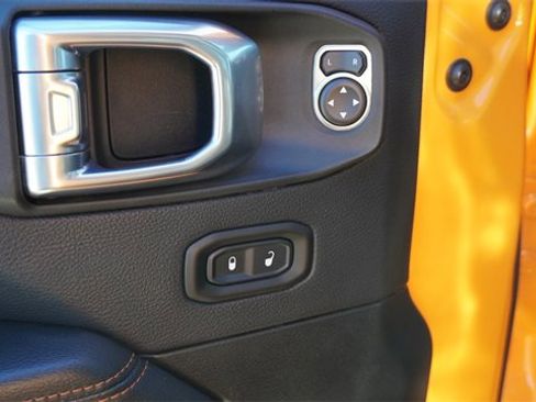 Used 2021 Jeep Gladiator Mojave image 19