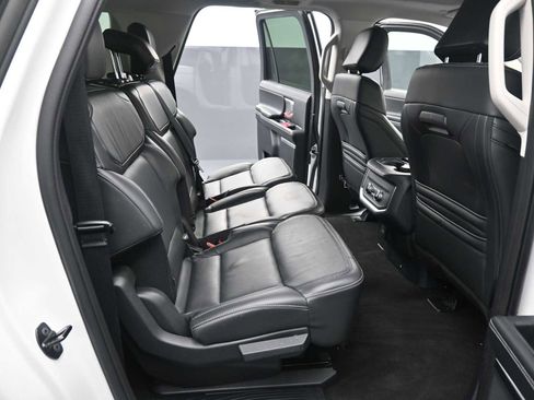 Used 2025 Ford Expedition Max Platinum image 16