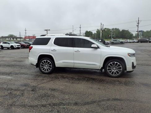 Used 2022 GMC Acadia Denali w/ Denali Technology Package AWD/4WD image 16