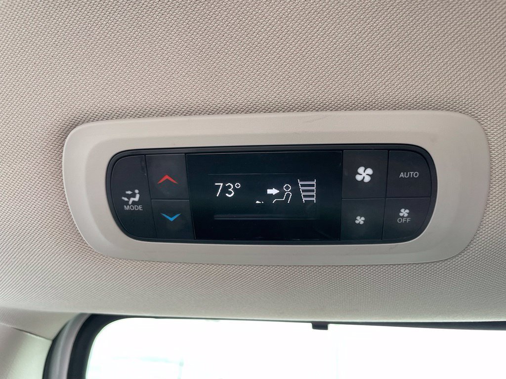Used 2022 Chrysler Pacifica Touring-L FWD image 45