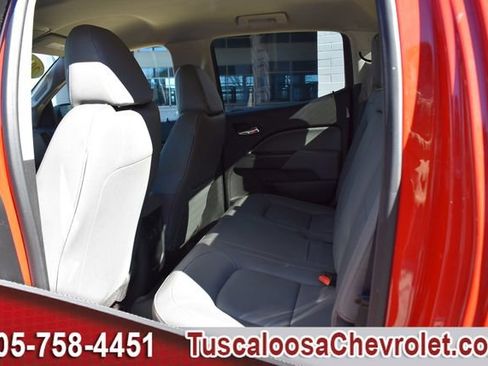 Used 2015 Chevrolet Colorado LT w/ Luxury Package image 21