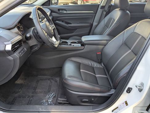 Used 2025 Nissan Altima 2.5 SR image 20