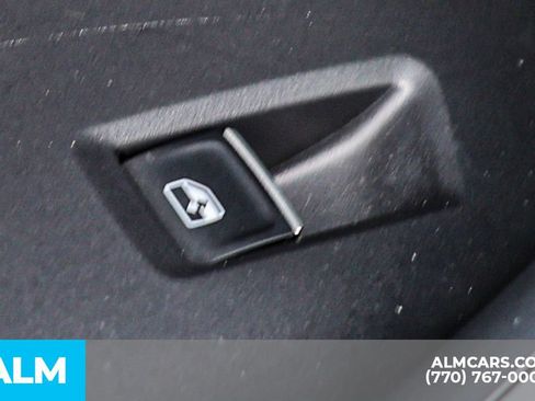 Used 2024 Volkswagen Jetta SE FWD image 47