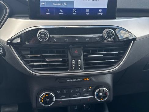 Used 2020 Ford Escape SE FWD image 10