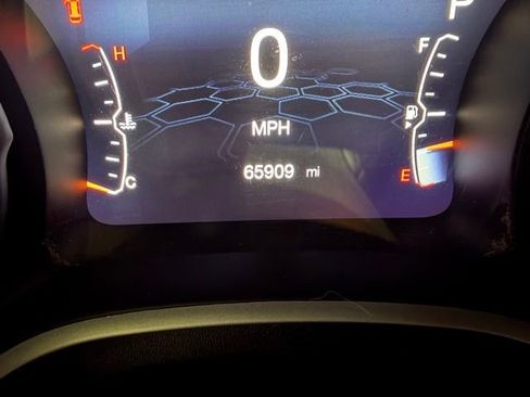 Used 2018 Jeep Compass Limited image 31