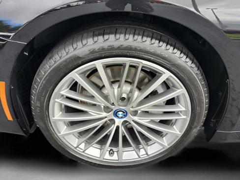 Used 2018 BMW 530e image 43