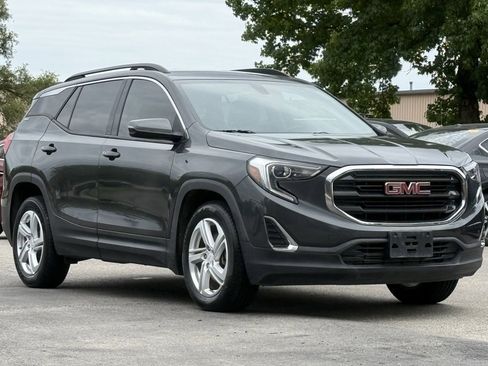 Used 2019 GMC Terrain SLE w/ Driver Convenience Package image 6