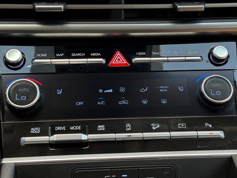 Certified 2025 Hyundai Santa Fe XRT AWD/4WD image 29