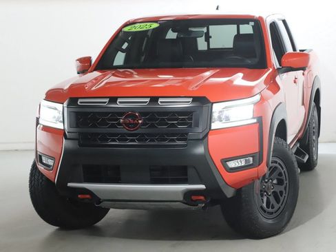 Certified 2025 Nissan Frontier PRO-4X w/ Pro Premium Package AWD/4WD image 5