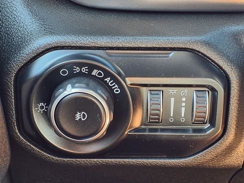 Used 2020 Jeep Wrangler Unlimited Sport S w/ Sun And Sound Package image 12