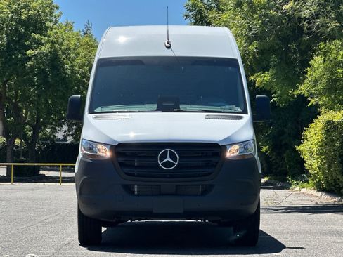 New 2026 Mercedes-Benz Sprinter 2500 image 8