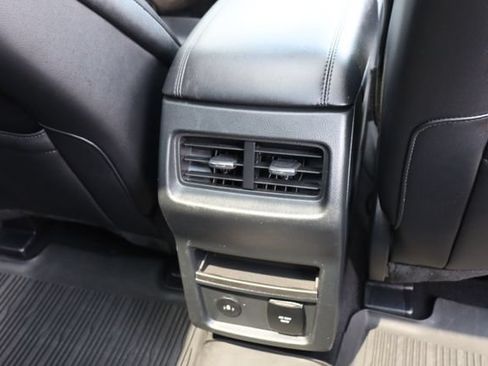 Used 2024 Ford Edge SEL w/ Convenience Package AWD/4WD image 35