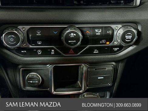 Used 2024 Jeep Gladiator Sport image 4