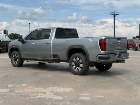 Used 2024 GMC Sierra 2500 Denali w/ Denali Reserve Package AWD/4WD image 6