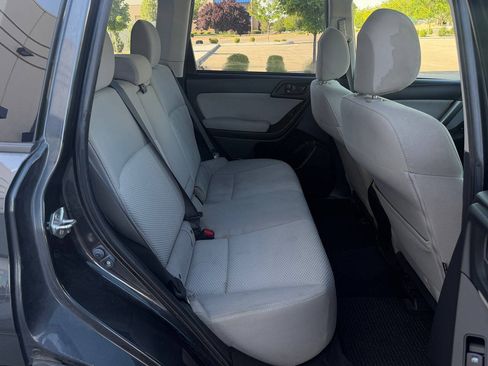 Used 2015 Subaru Forester 2.5i Premium AWD/4WD image 17