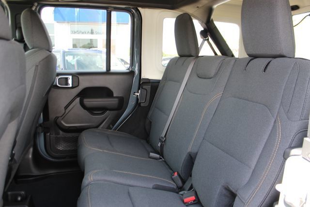 Used 2024 Jeep Wrangler Unlimited Sport AWD/4WD image 25