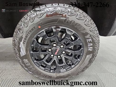 New 2026 GMC Canyon Elevation w/ Convenience Package RWD image 41