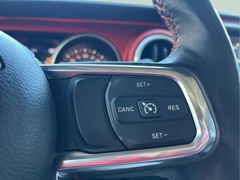 Used 2019 Jeep Wrangler Unlimited Rubicon image 15