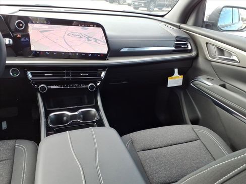 New 2026 Chevrolet Traverse LT w/ Midnight/Sport Edition image 13