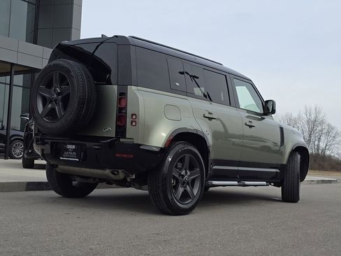 Used 2023 Land Rover Defender 110 X-Dynamic SE image 24