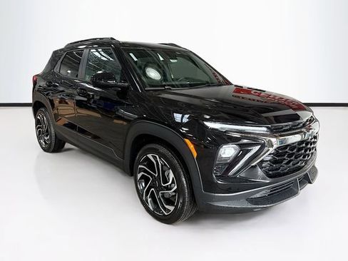 New 2026 Chevrolet TrailBlazer RS w/ Driver Confidence Package FWD image 3