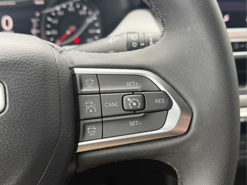 Used 2023 Jeep Compass Limited w/ Elite Group AWD/4WD image 21
