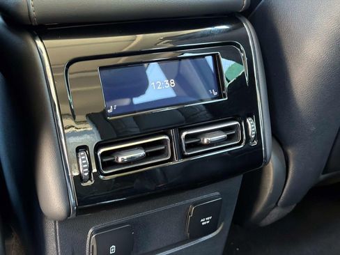 Used 2025 Lincoln Aviator Reserve w/ Equipment Group 201A AWD/4WD image 35