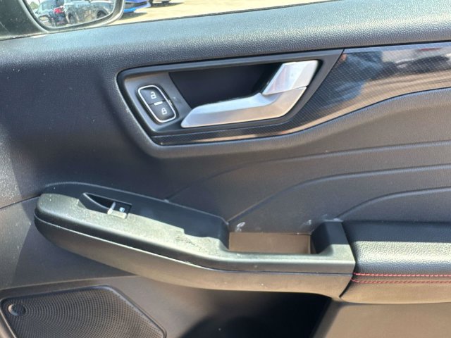Used 2025 Ford Escape ST-Line FWD image 20