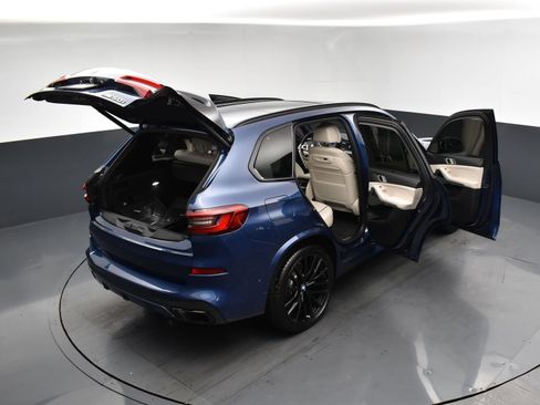 Used 2020 BMW X5 M50i w/ Executive Package AWD/4WD image 24