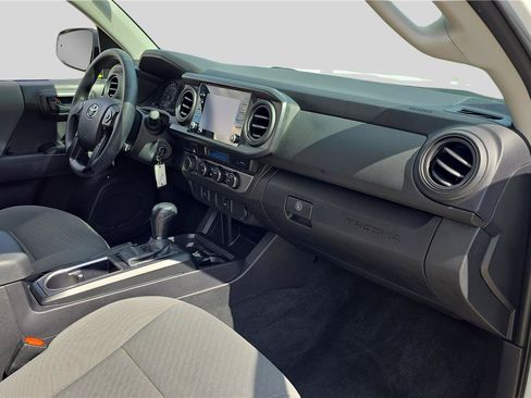 Used 2023 Toyota Tacoma SR AWD/4WD image 16