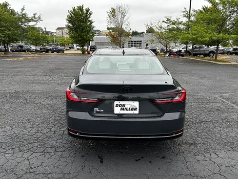 Used 2026 Toyota Camry XLE FWD image 4